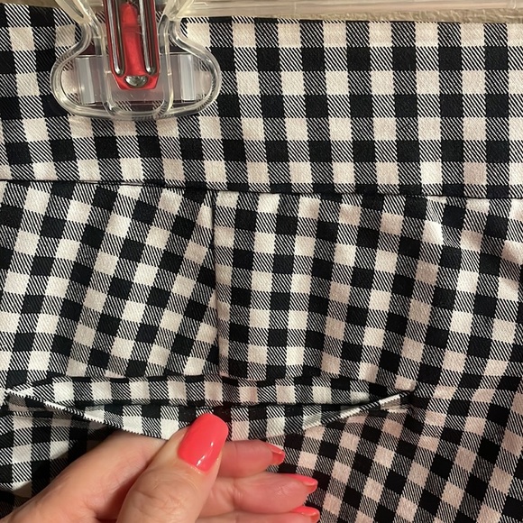 Donna Ricco GINGHAM checker Ponte black white ankle pants crop zipped stretch 8 - Picture 7 of 12